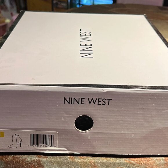 Nine West Ladivina Ankle Bootie (Women’s 8)(LNIB) - Picture 5 of 5